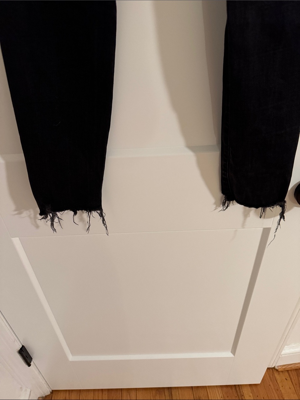 Madewell Button-Fly Raw Hem Women’s Jeans - Picture 4 of 4